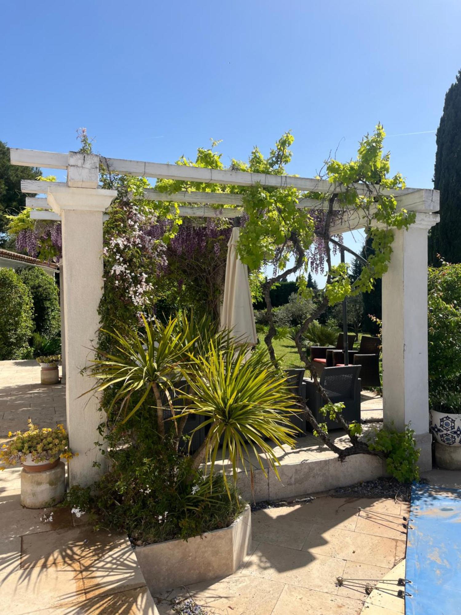 Ibis - Villa Avec Piscine, Jardin Et Parking Arlés Exterior foto